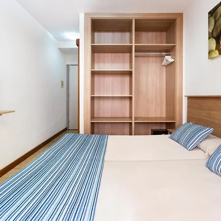 Dui Single Without Kitchen, With Pool And Wifi, Near Playa Jardin