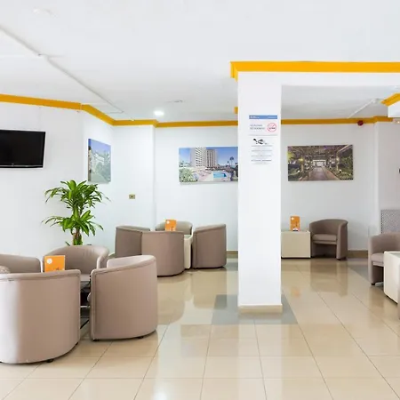 Dui Single Without Kitchen, With Pool And Wifi, Near Playa Jardin 아파트